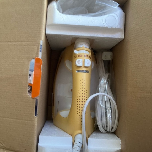 Oliso Pro Smart Iron - Picture 2 of 5